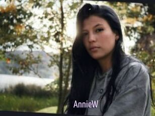 AnnieW