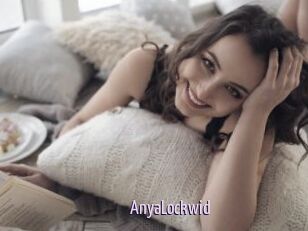 AnyaLockwid