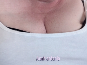 Anuk_antonia