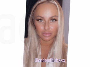 Blondemilfukxxx
