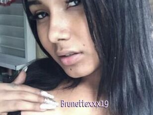 Brunettexxx19