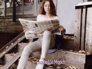 Charlotte_Mooch