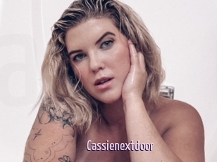 Cassienextdoor