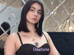 Chloeturne