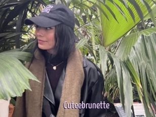 Cuteebrunette