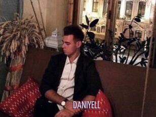 DANI_YELL