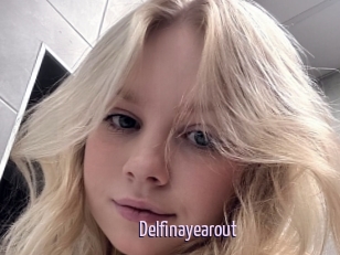 Delfinayearout