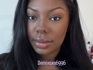 Demixoxo6996