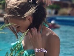 Hot_Riley