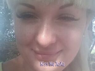 Kiss_Me_XoXo
