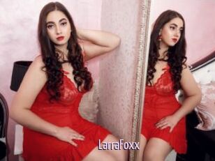 LarraFoxx