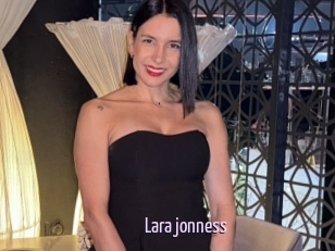 Lara_jonness