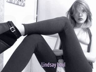 Lindsay_houl