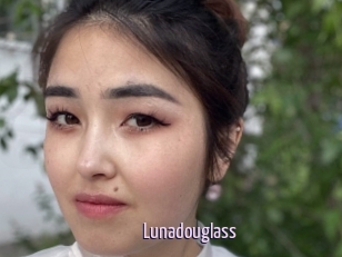 Lunadouglass