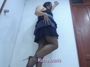 MatureJennis