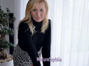 MatureSophiie