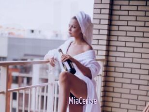 MiaCerise