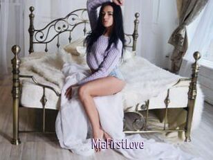 MiaFirstLove
