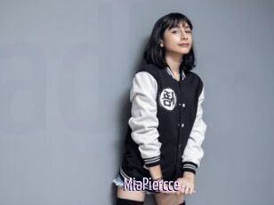 MiaPiercce