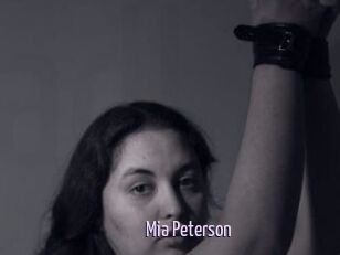 Mia_Peterson