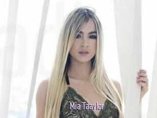 Mia_Taaylor