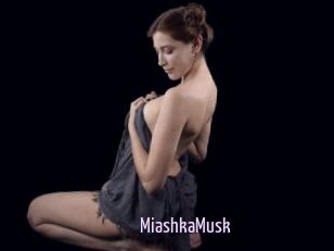 MiashkaMusk