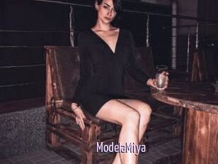 ModelaMiya