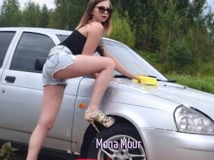 Mona_Mour