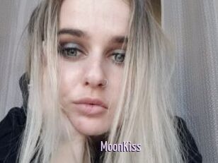 MoonKiss