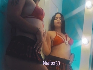 Miafox33