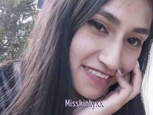 Misskinkyxx
