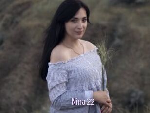 Nina_22