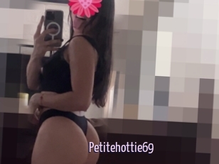 Petitehottie69