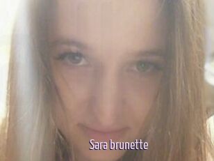 Sara_brunette