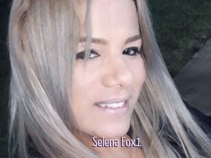 Selena_Fox1
