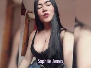 Sophiie_James