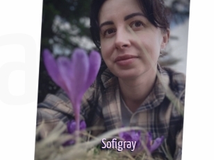 Sofi_gray