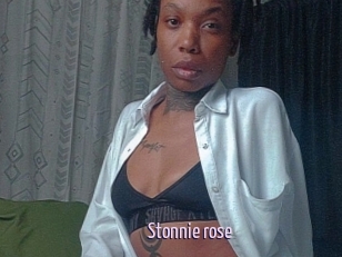 Stonnie_rose