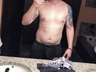 ToeKNEE112