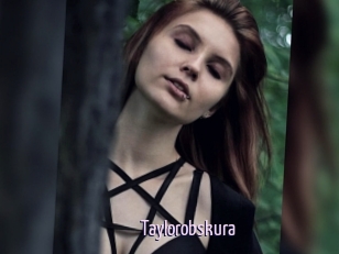 Taylorobskura