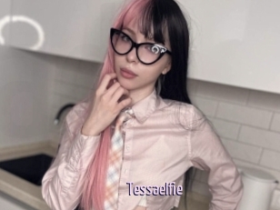Tessaelfie